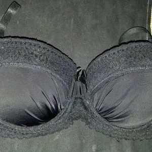 Black Joe Boxer Bra (Price negotiable/ok to trade)